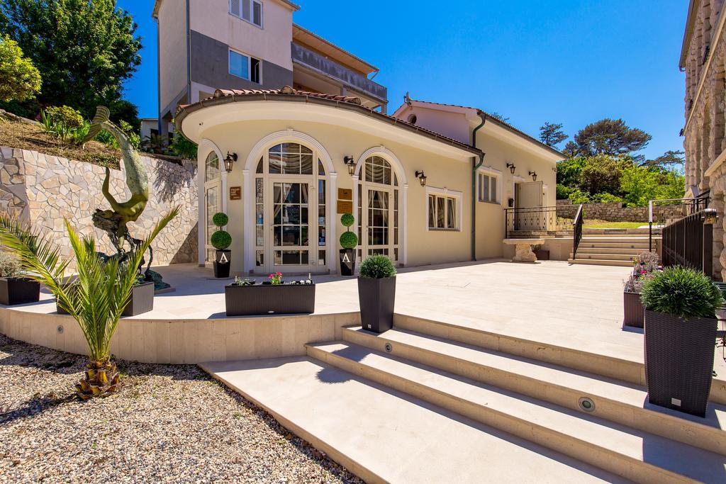Villas Arbia - Margita Beach Hotel Banjol Exterior photo