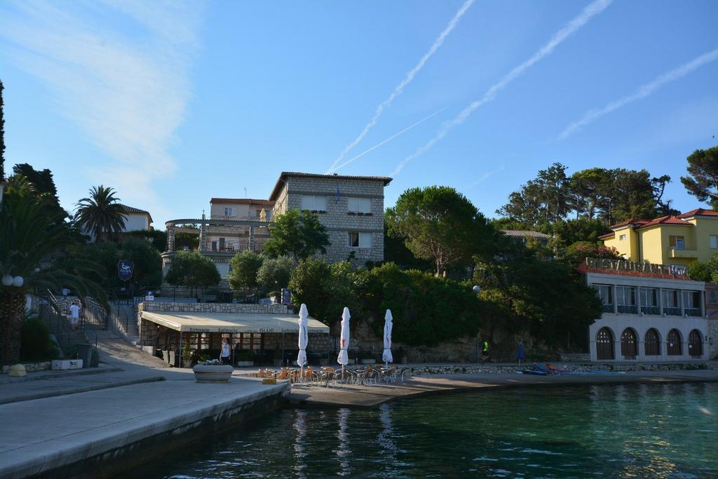 Villas Arbia - Margita Beach Hotel Banjol Exterior photo
